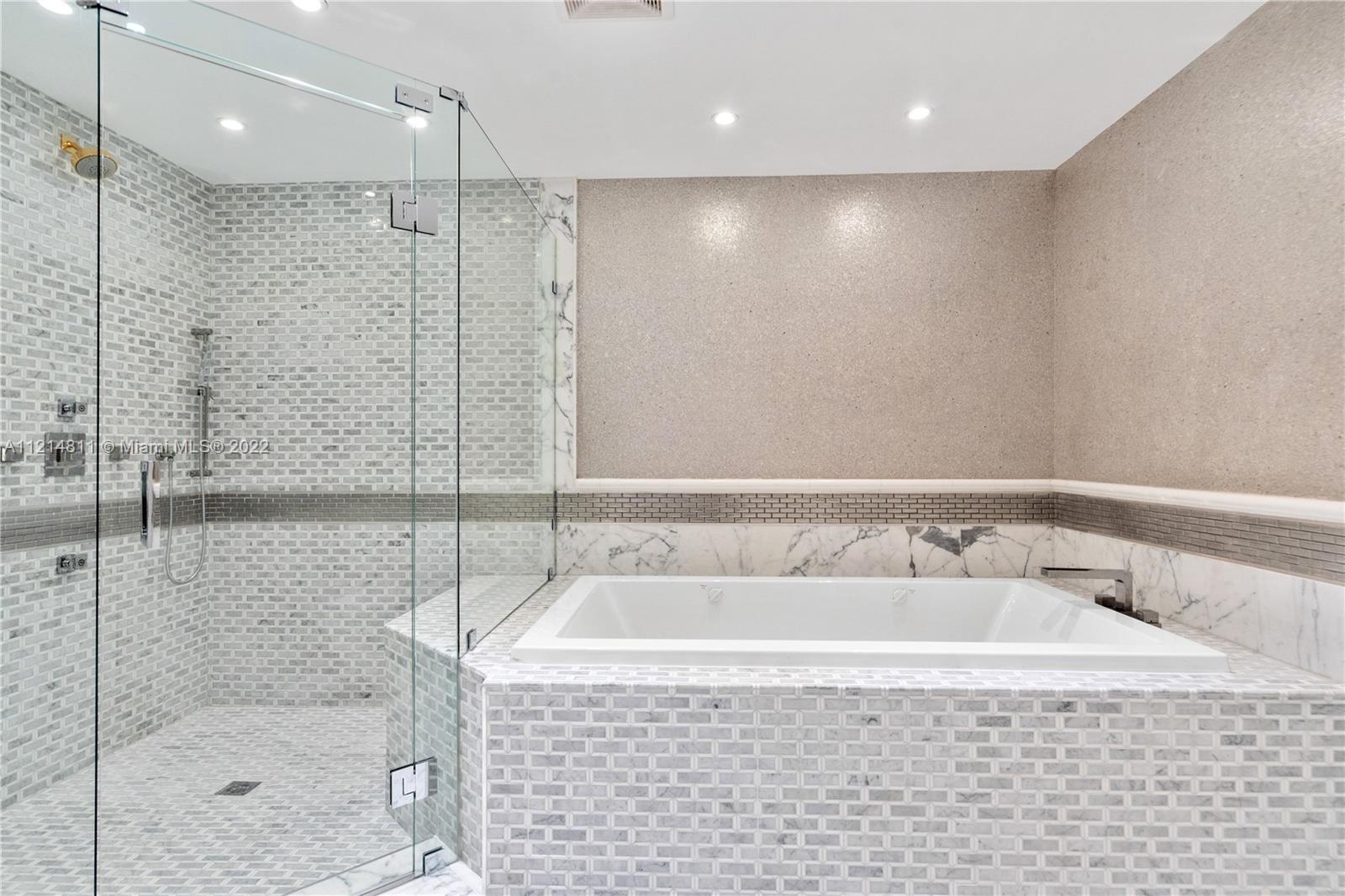 BELLINI CONDO - Residential