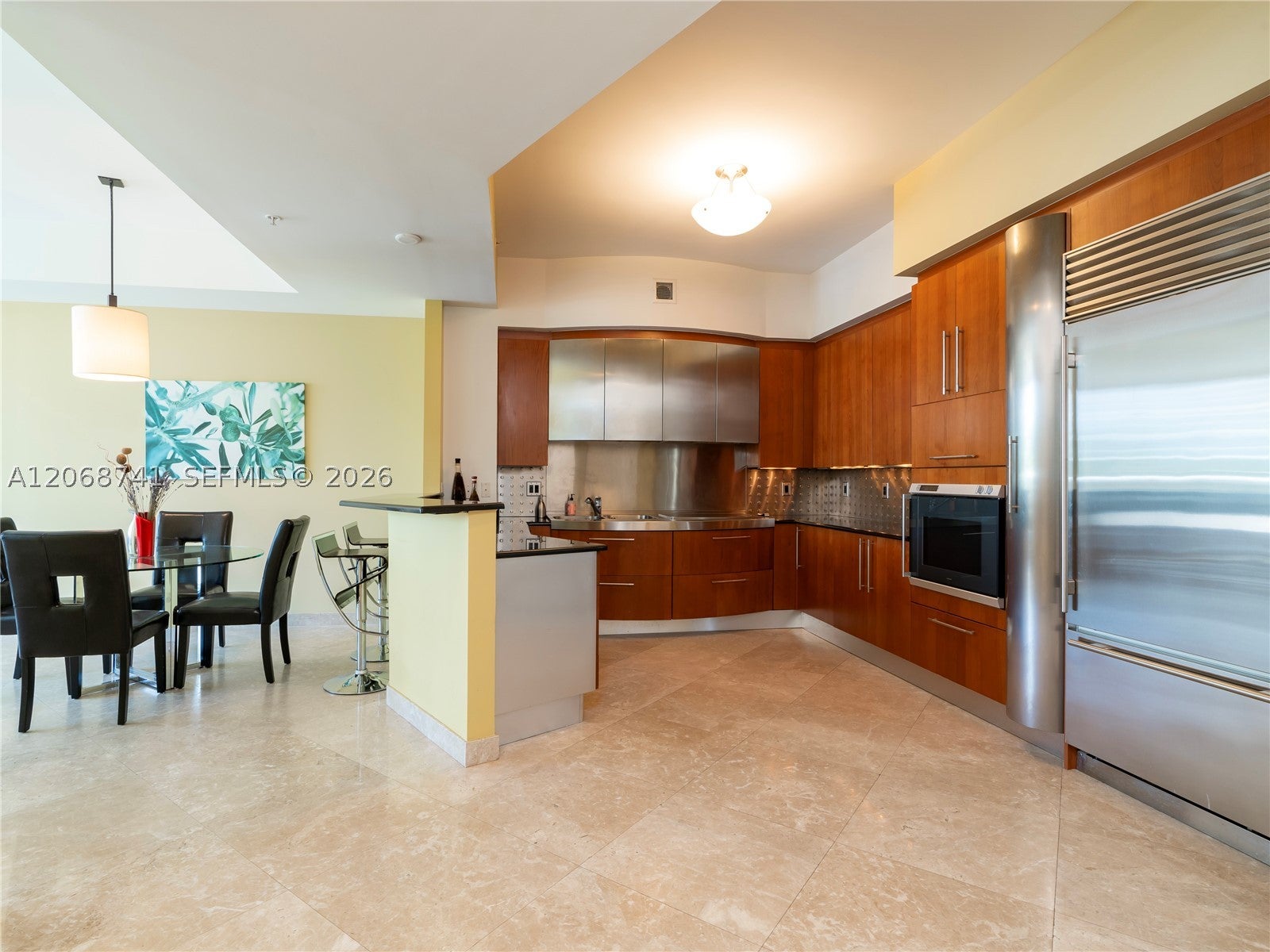 18101 Collins Ave 503
