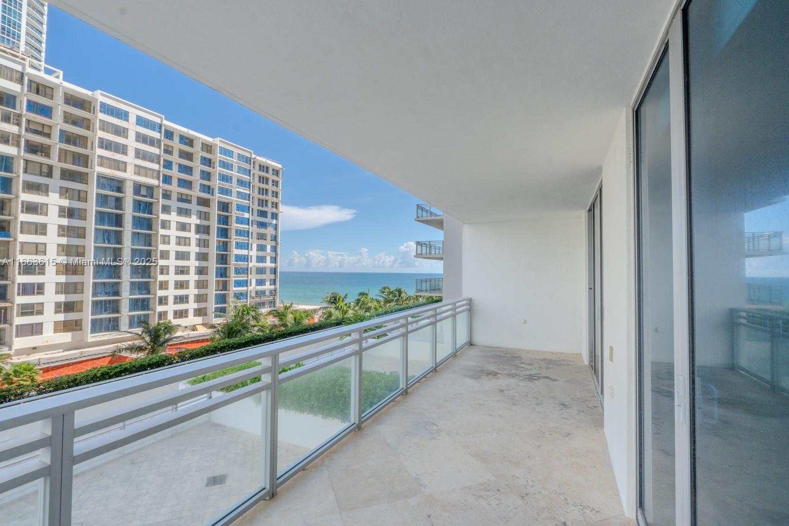 DIPLOMAT OCEANFRONT RESID - Residential