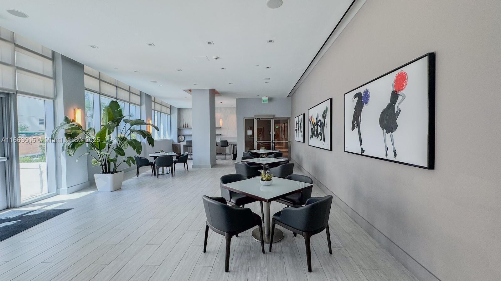 DIPLOMAT OCEANFRONT RESID - Residential