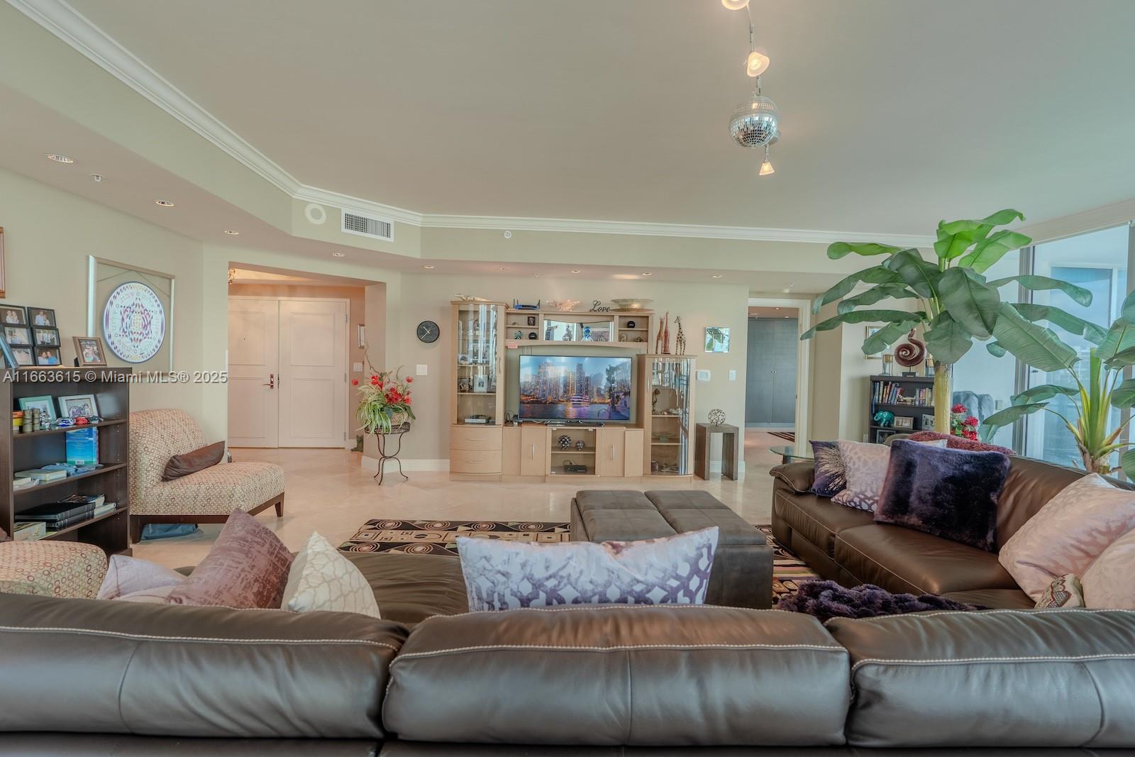 3535 S Ocean Dr 506