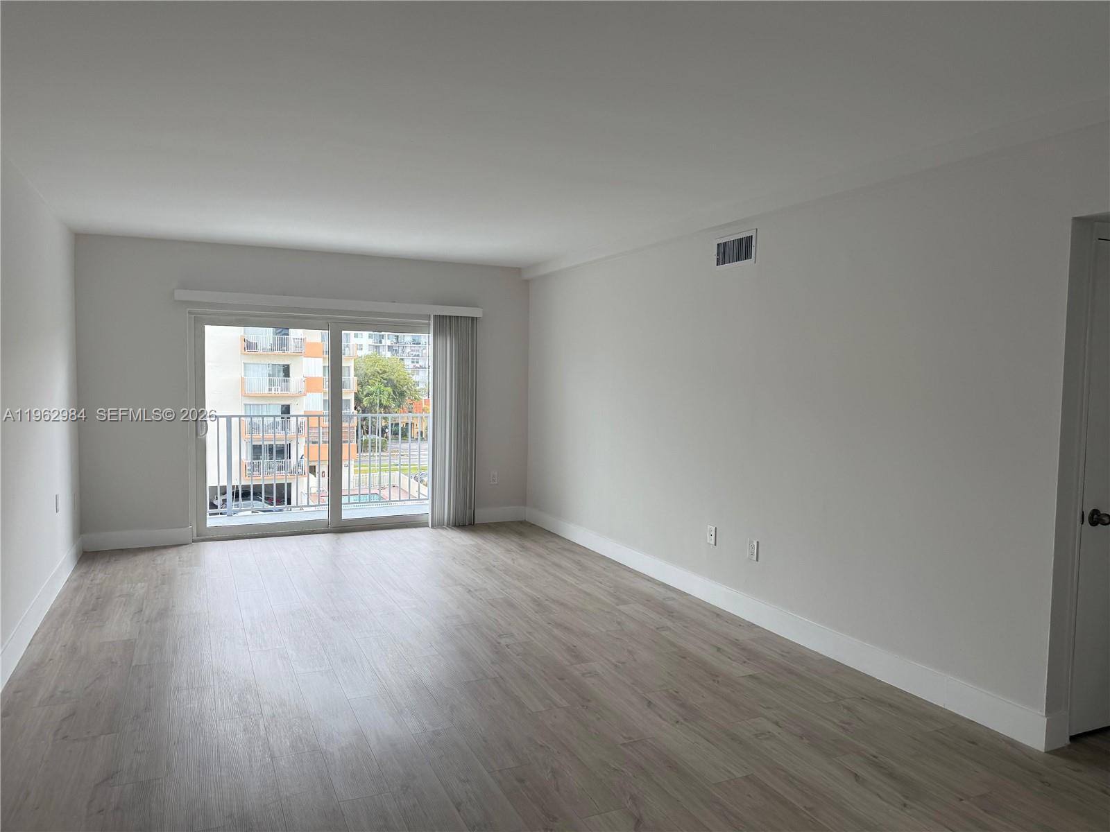 3626 NE 168th St 506