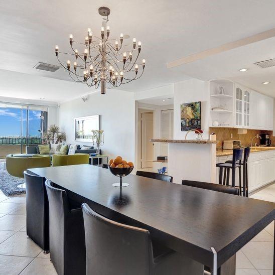 THE EMERALDBAY @ KEY COLO - Residential