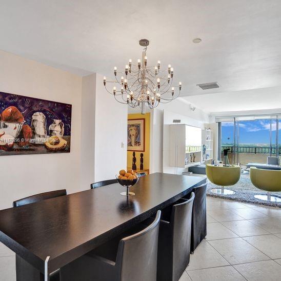 THE EMERALDBAY @ KEY COLO - Residential