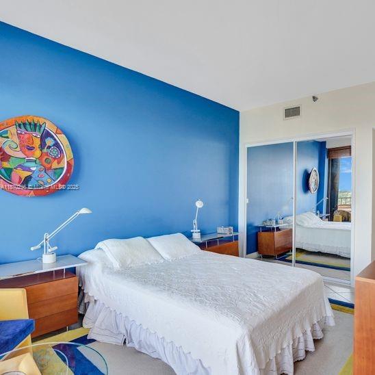 THE EMERALDBAY @ KEY COLO - Residential