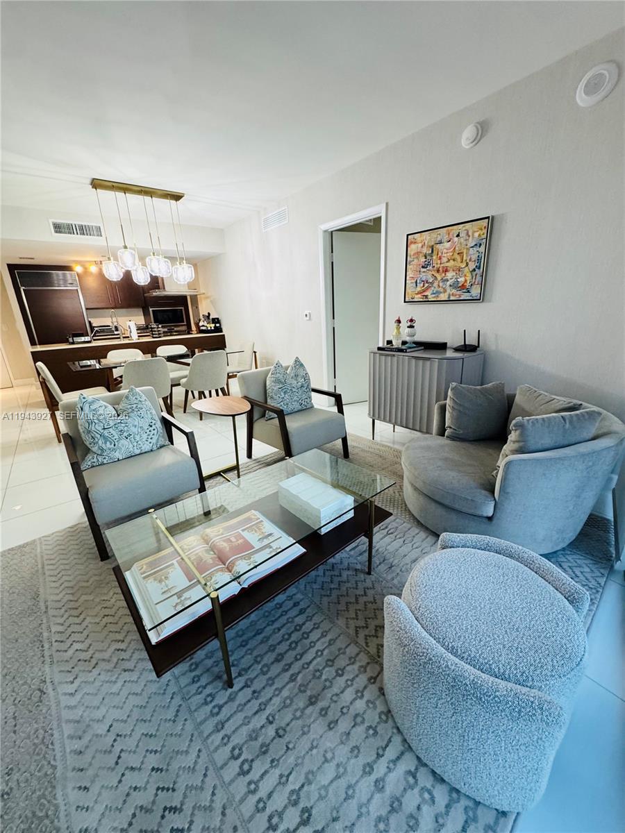 ICONBRICKELL CONDO NO 1 - Residential Lease