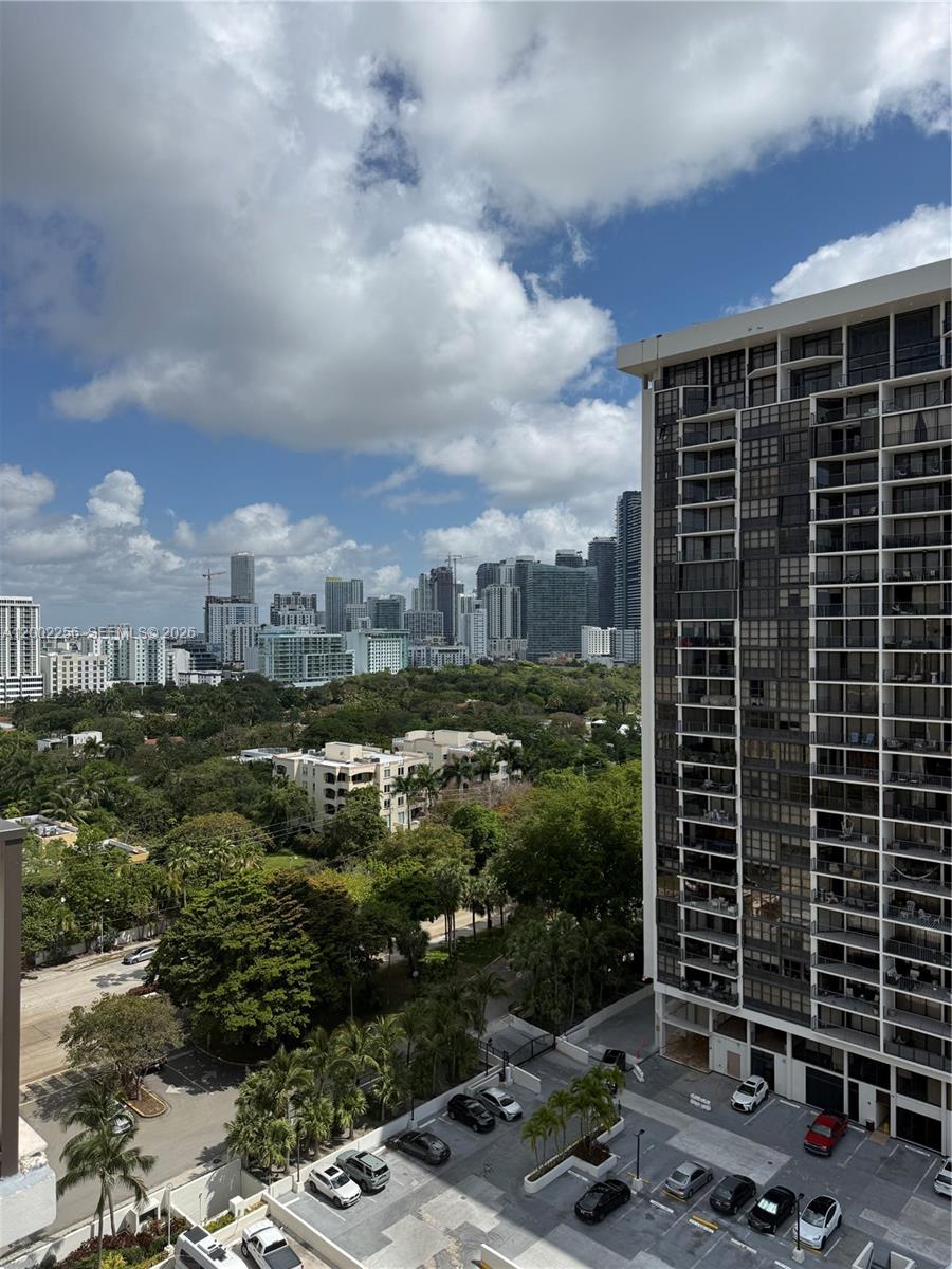 BRICKELL PLACE PHASE II C - Residential