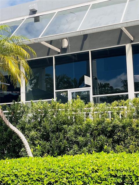 260 Crandon Blvd C41 Key Biscayne FL 33149