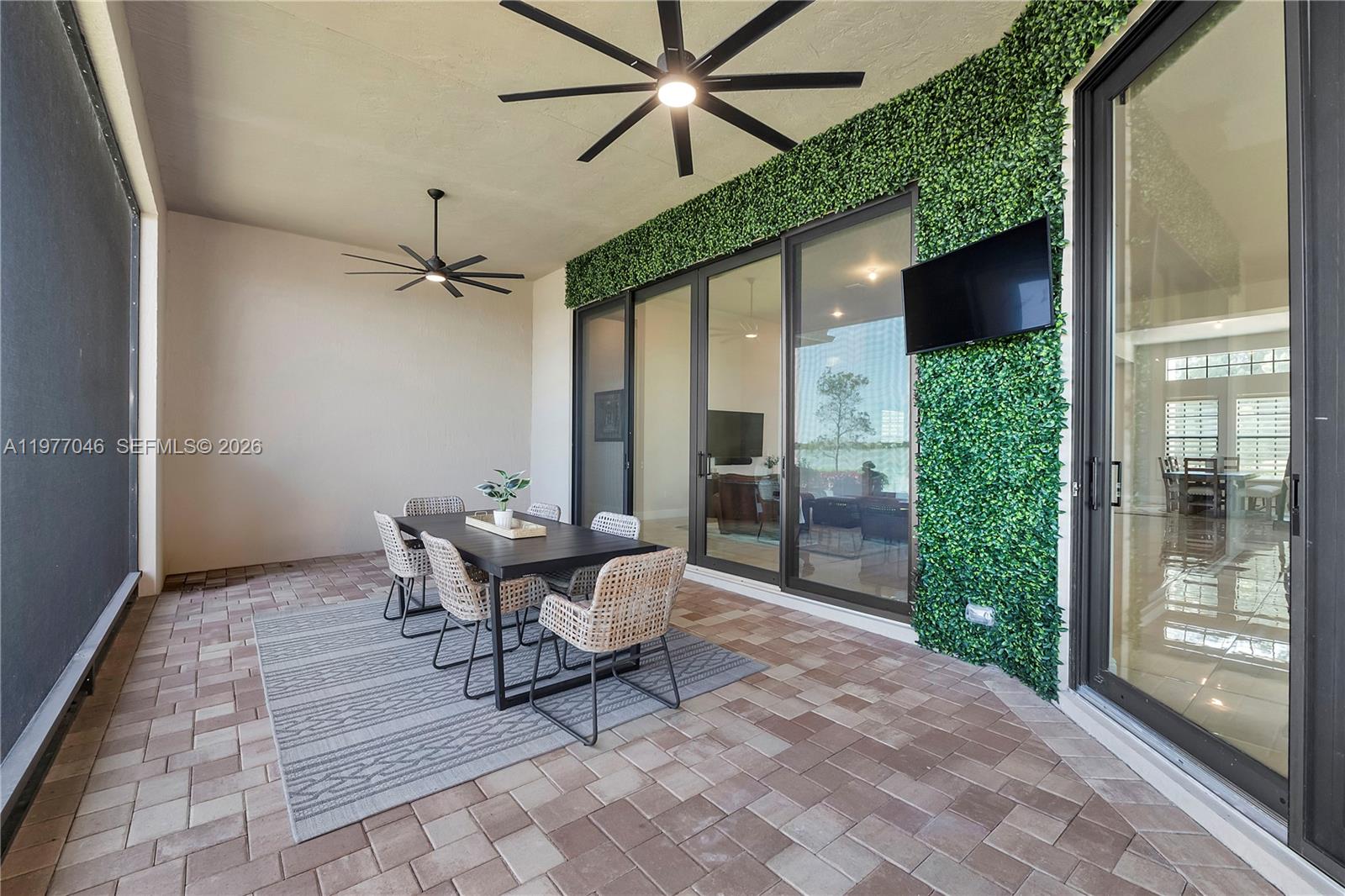 PARKLAND BAY - Residential