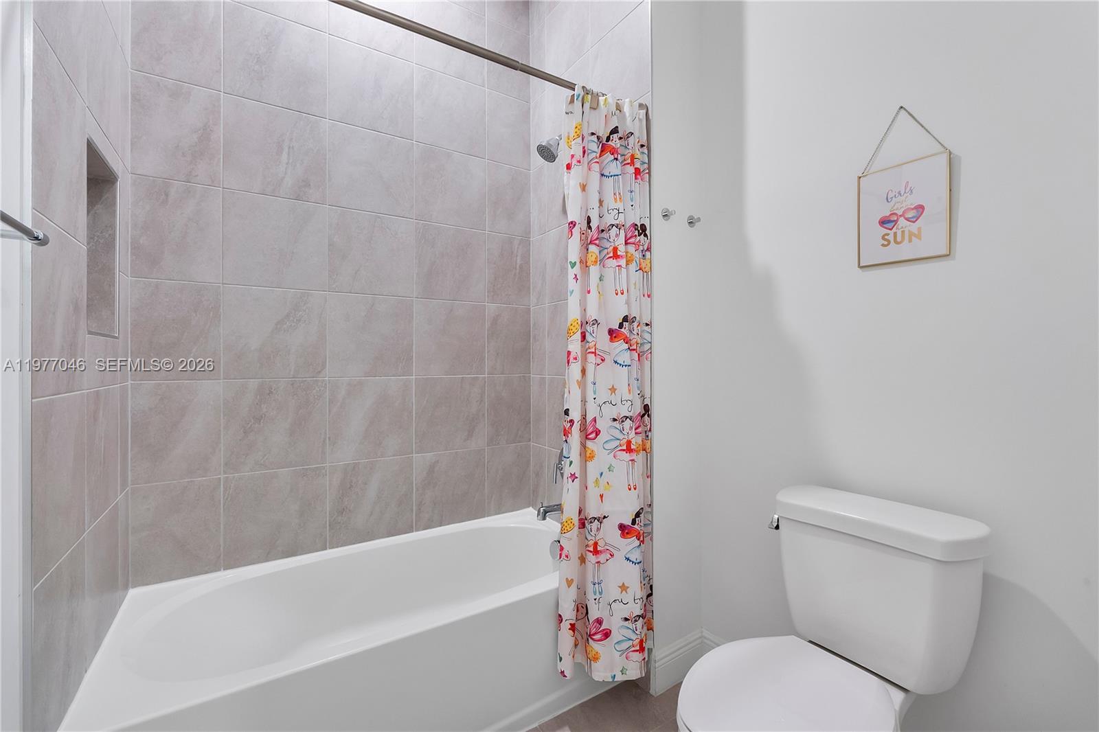 PARKLAND BAY - Residential