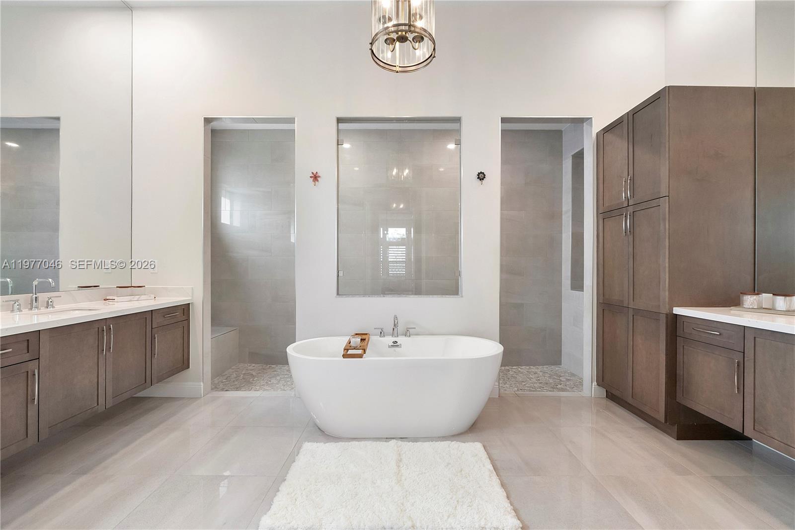 PARKLAND BAY - Residential