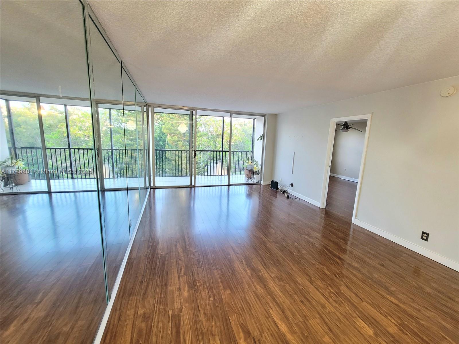 CONDOMINIUM 3 OF ENVIRON - Residential