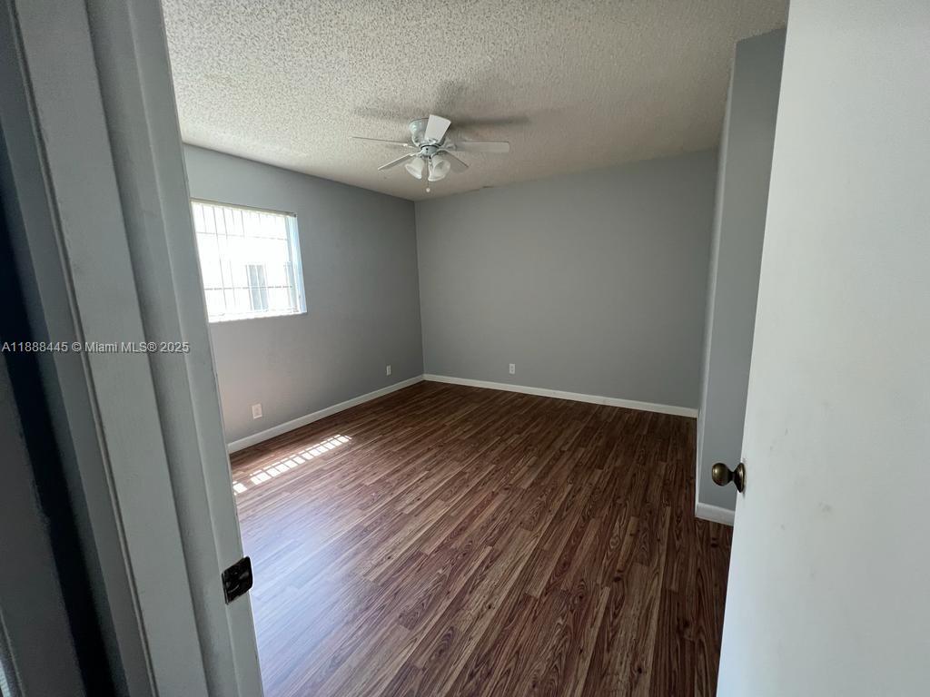 RAMBLEWOOD EAST CONDO - Residential