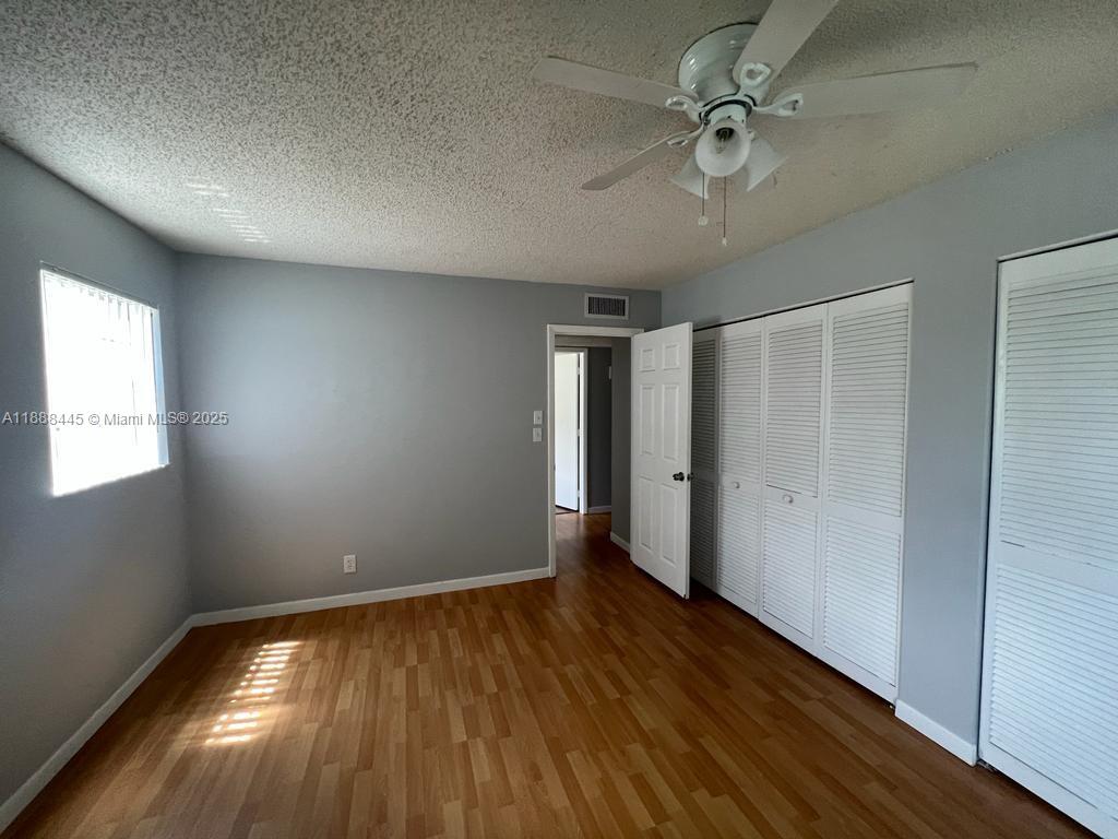 RAMBLEWOOD EAST CONDO - Residential