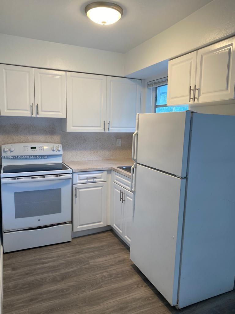 HALLANDALE PARK - Residential Lease