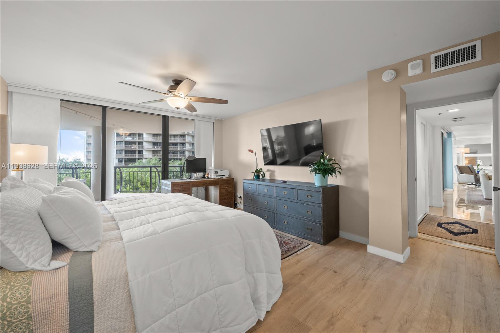 GROVE TOWERS CONDO - Residential