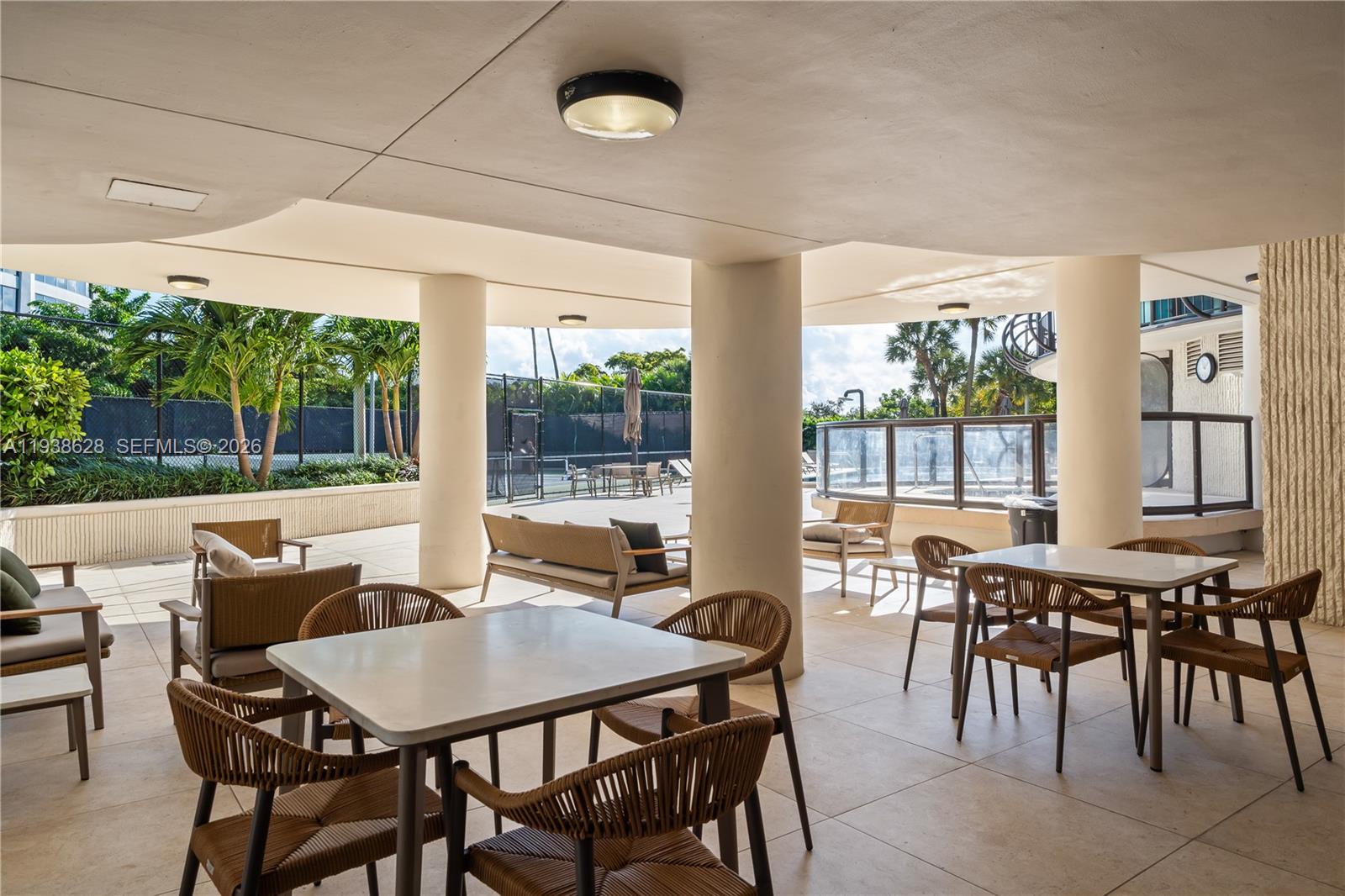 GROVE TOWERS CONDO - Residential