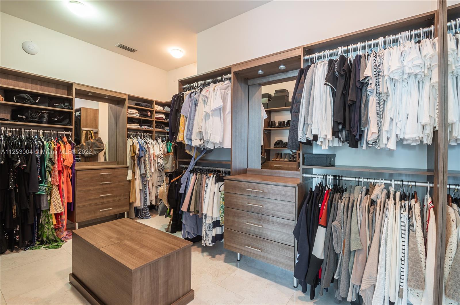 ASIA CONDO - Residential