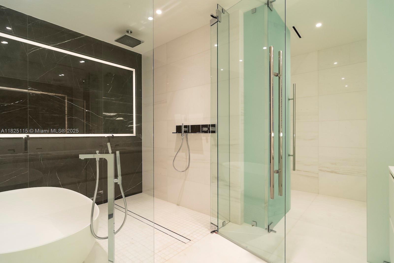 Aston Martin Residences - Residential