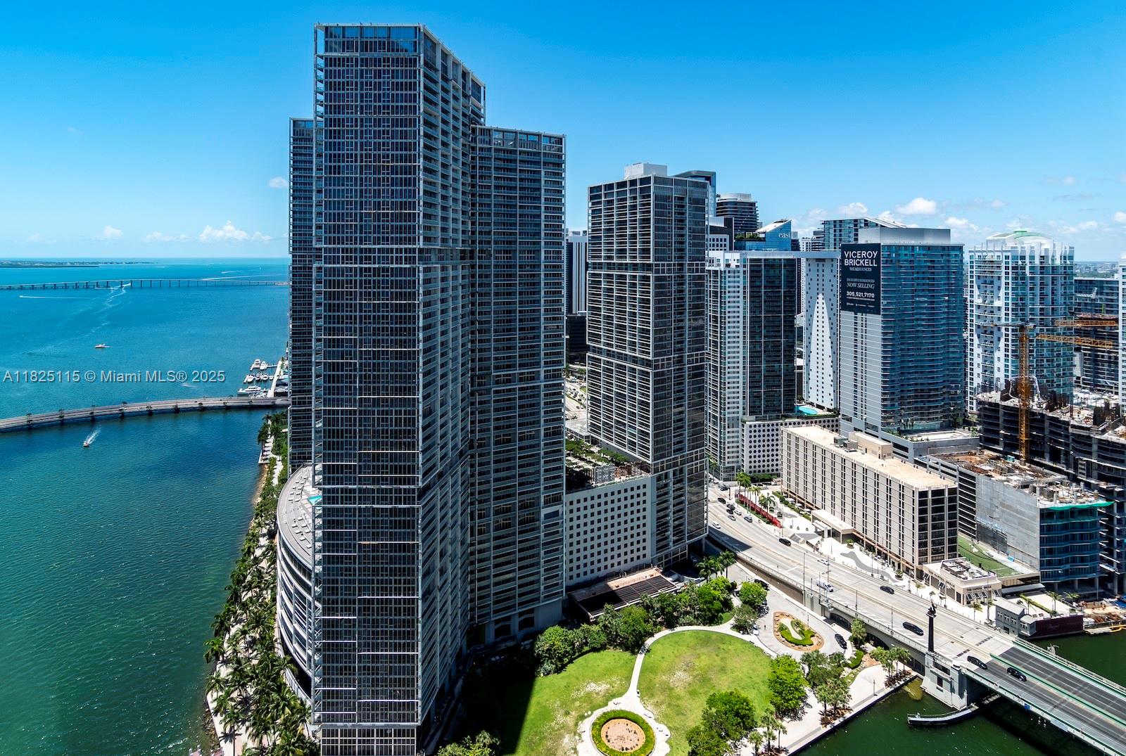 300 Biscayne Blvd Way 3902