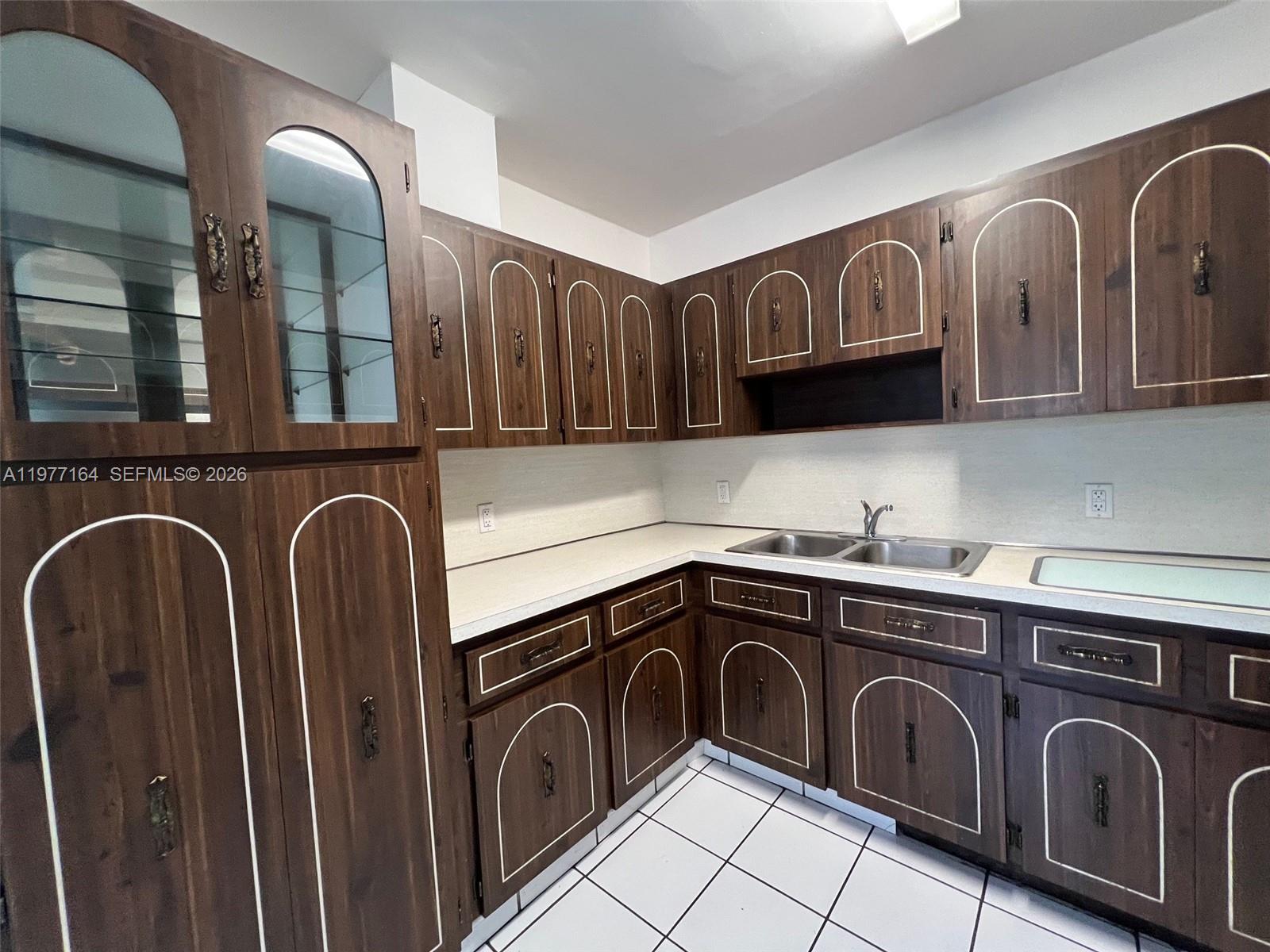 FAIRLAWN - Residential Lease