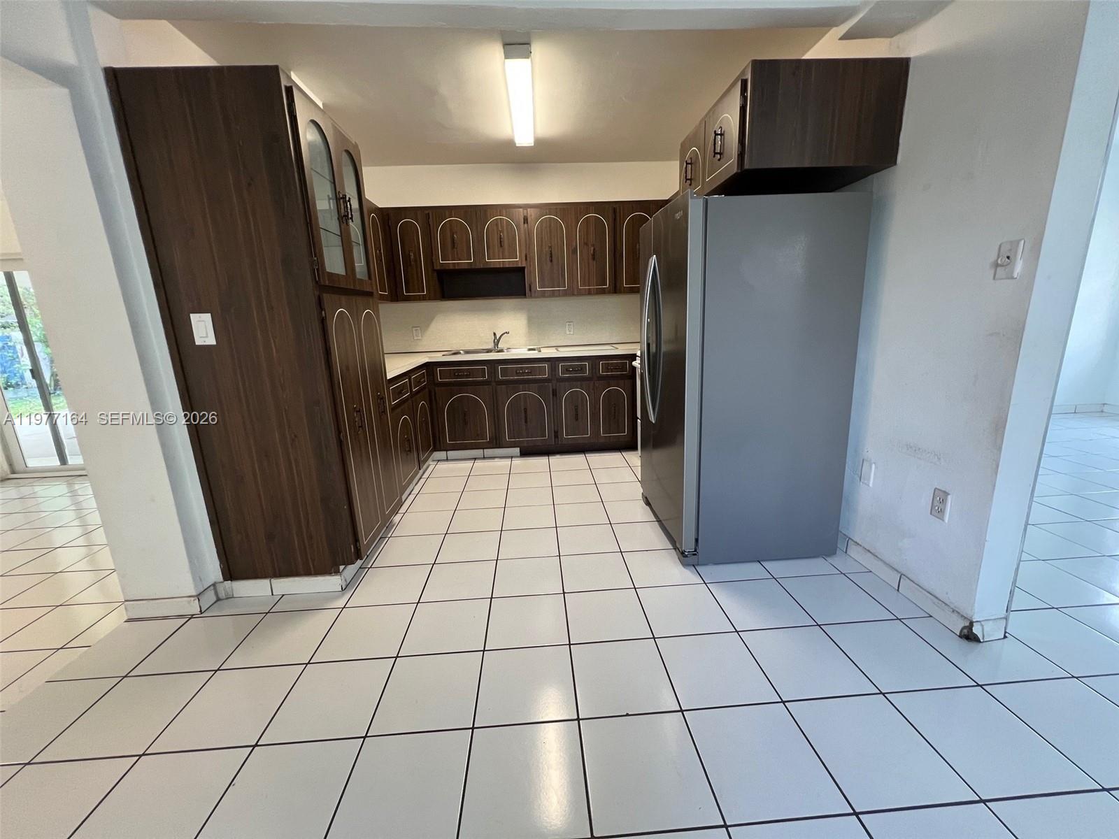 FAIRLAWN - Residential Lease