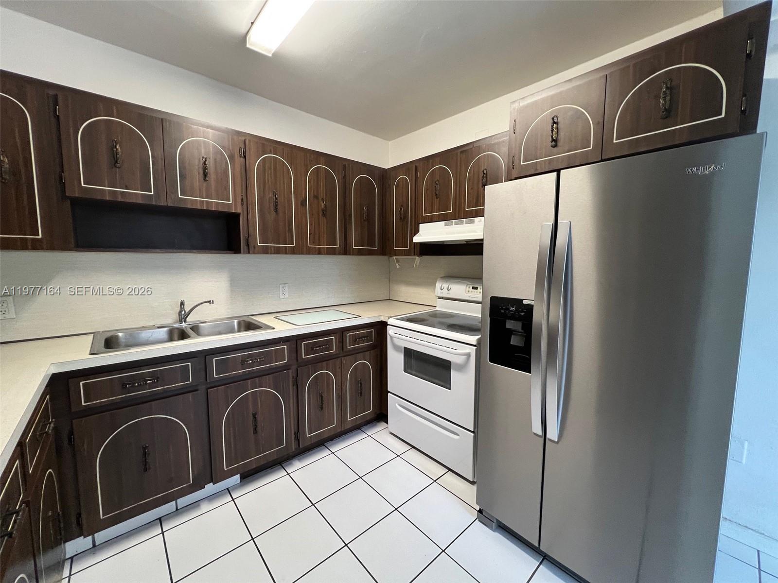 FAIRLAWN - Residential Lease