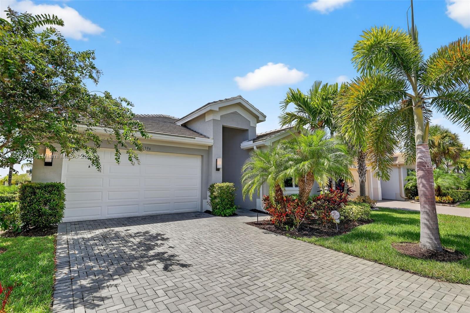 Serene lake views surround this sought-after Ibis model featuring 2 bedrooms plus a versatile den. The upgraded kitchen boasts custom cabinetry and a built-in pantry, while both bathrooms also include upgraded cabinetry for a refined touch. With no carpeting, beautiful tile flows seamlessly throughout the home. Custom Roman shades enhance every room with style and privacy. Located in the heart of Riverland, you’ll enjoy access to world-class amenities and a vibrant lifestyle. Don’t miss this opportunity—come take a tour today and be pleasantly surprised by all this home has to offer!