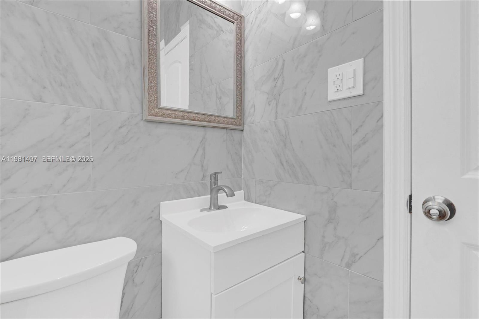 VICTORY HEIGHTS - Residential Lease