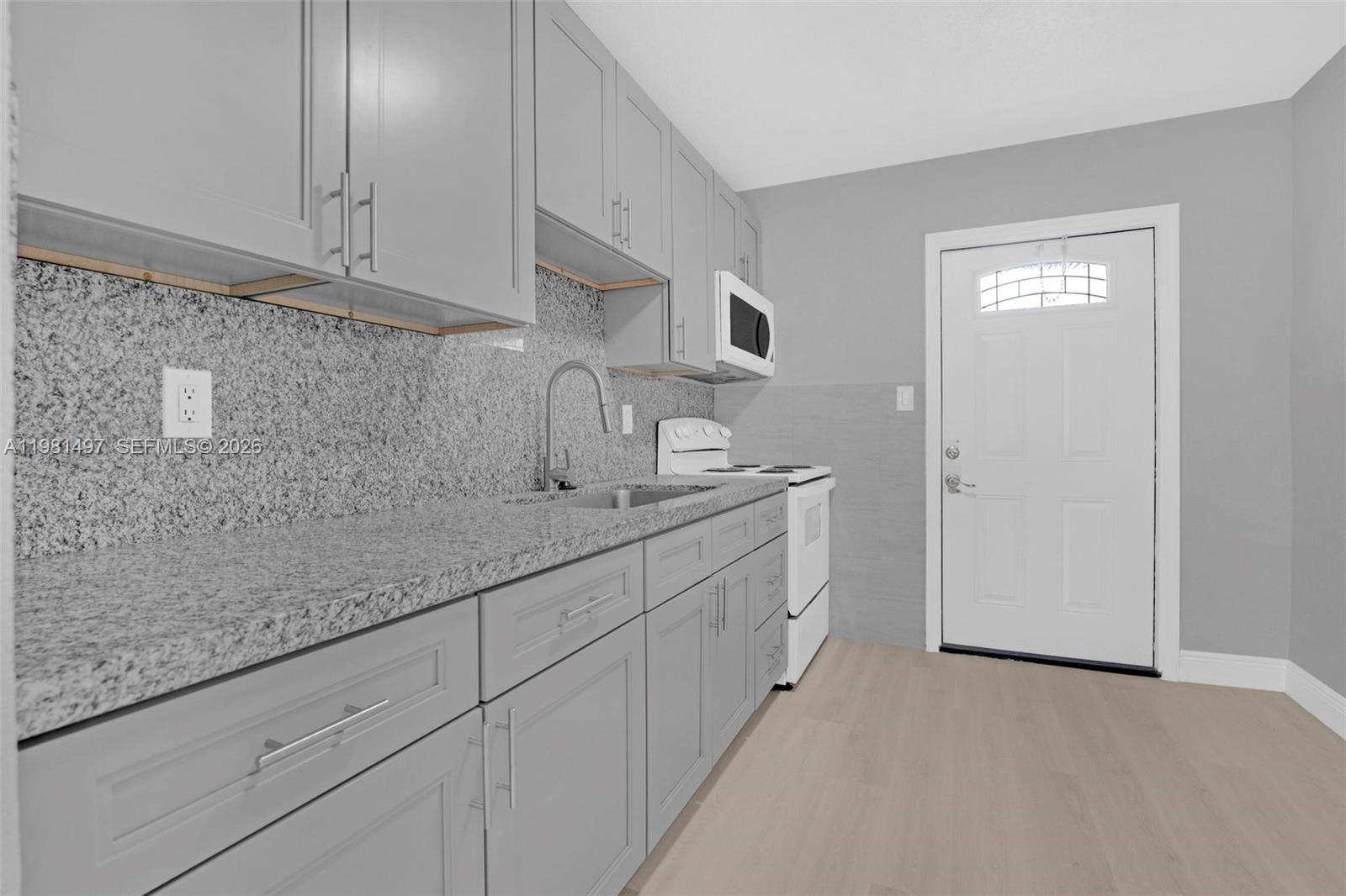 VICTORY HEIGHTS - Residential Lease