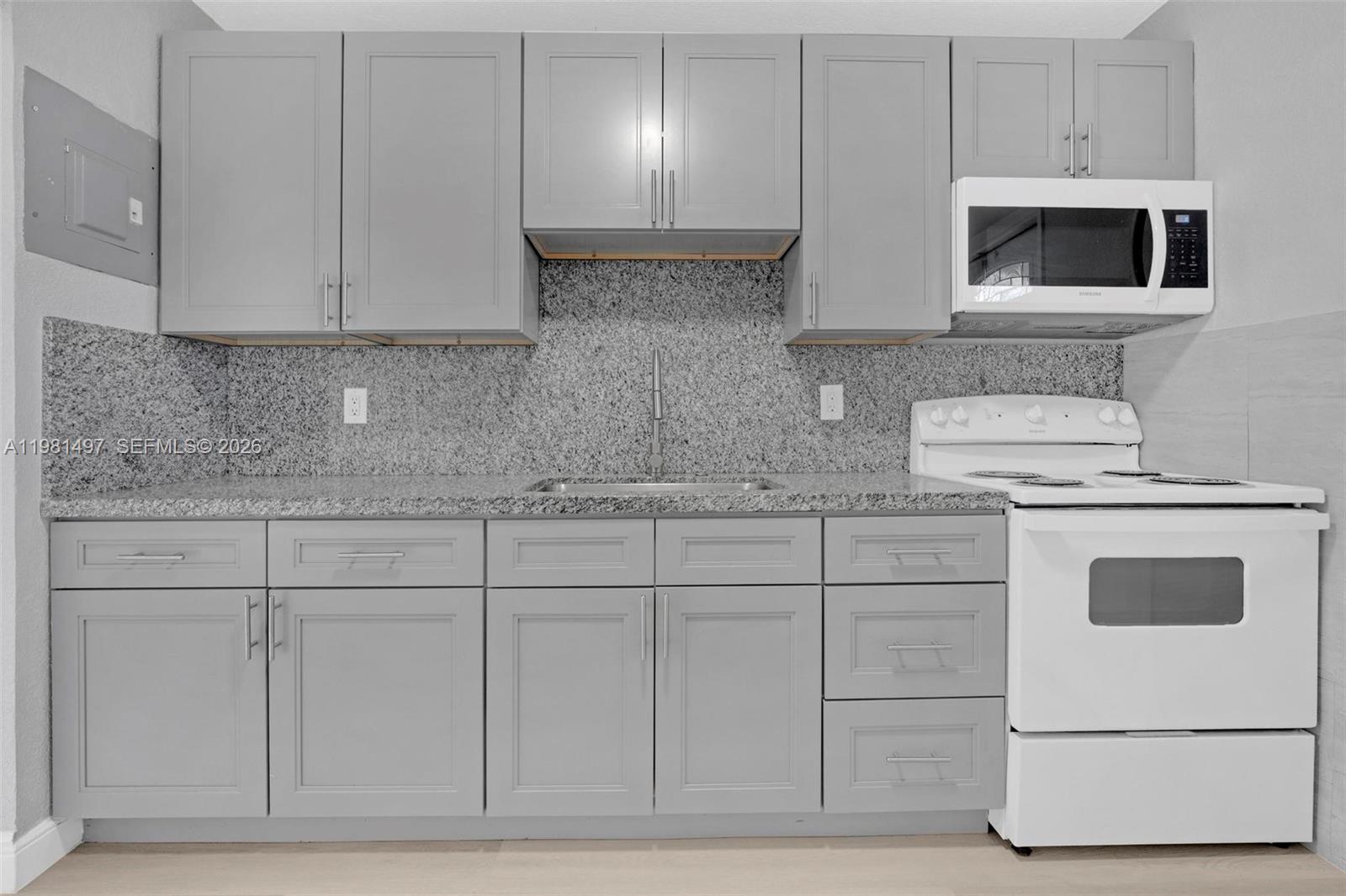 VICTORY HEIGHTS - Residential Lease