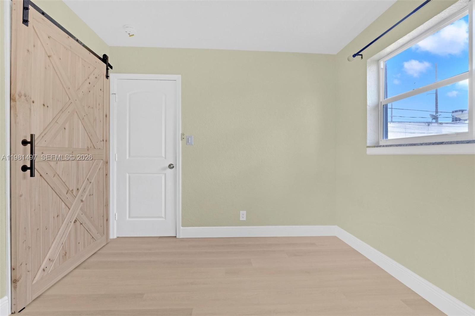 VICTORY HEIGHTS - Residential Lease