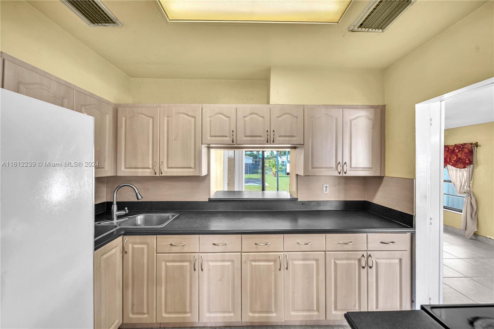 BIRD ROAD TERRACE - Residential