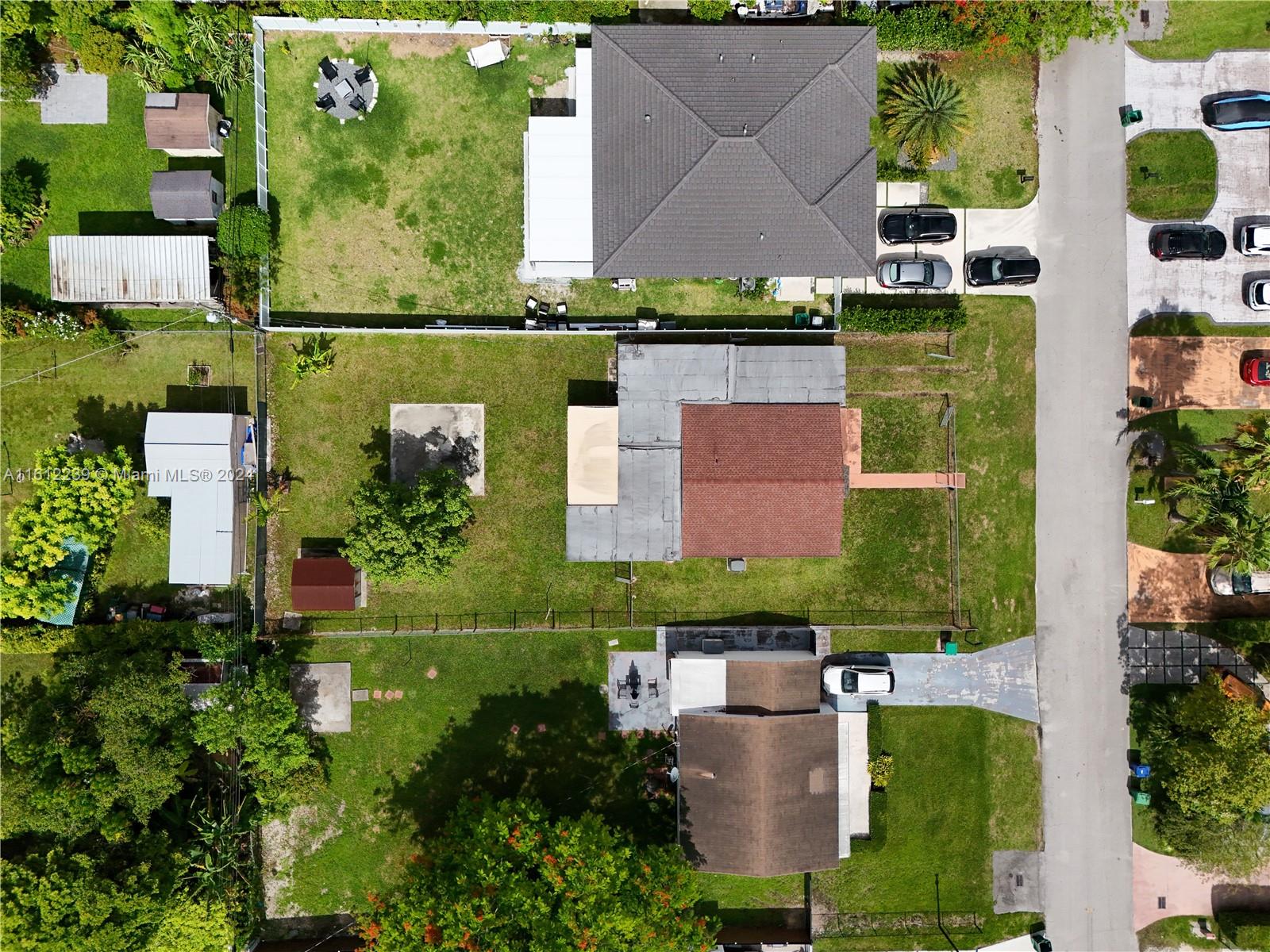 BIRD ROAD TERRACE - Residential