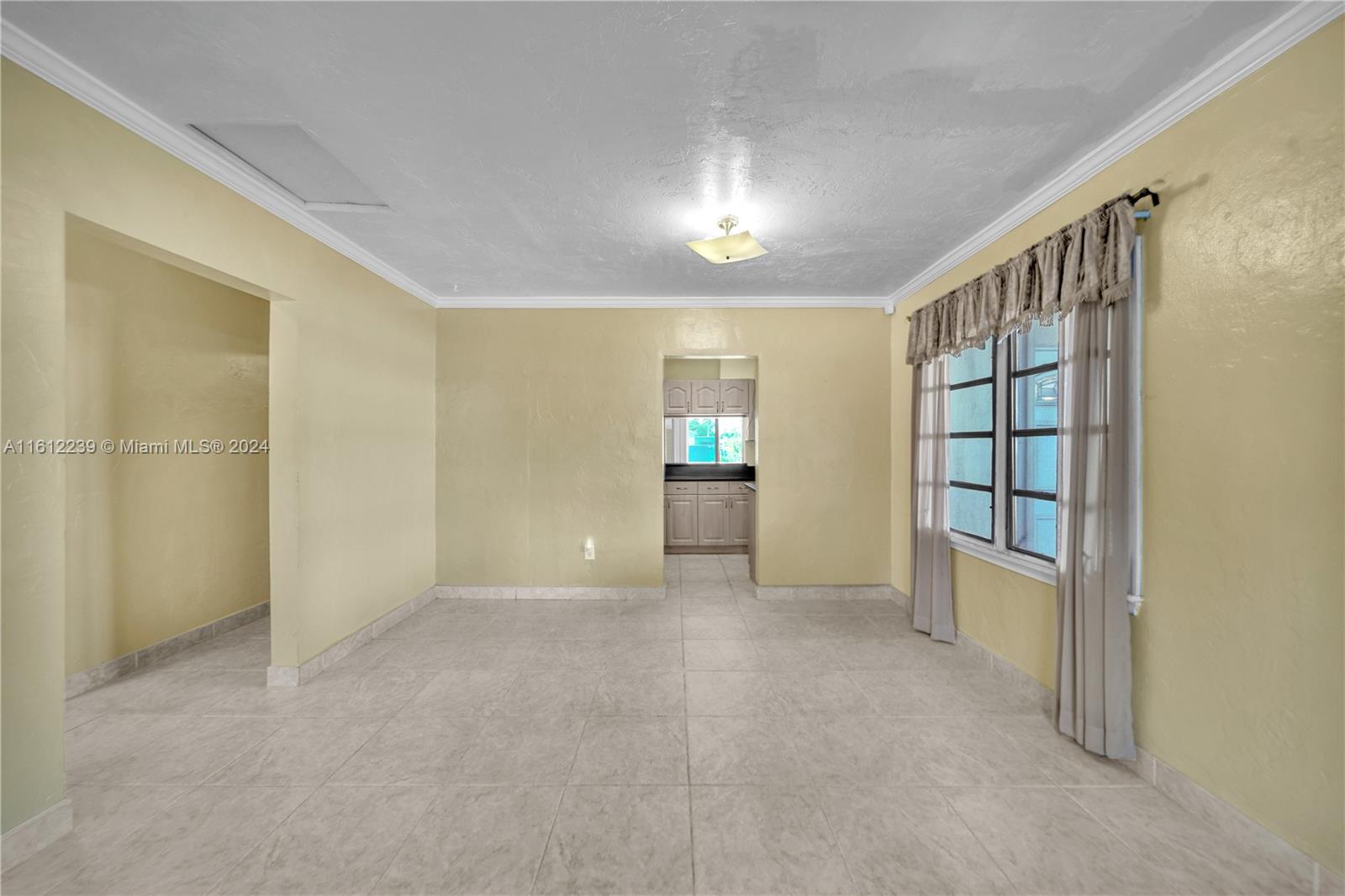 BIRD ROAD TERRACE - Residential