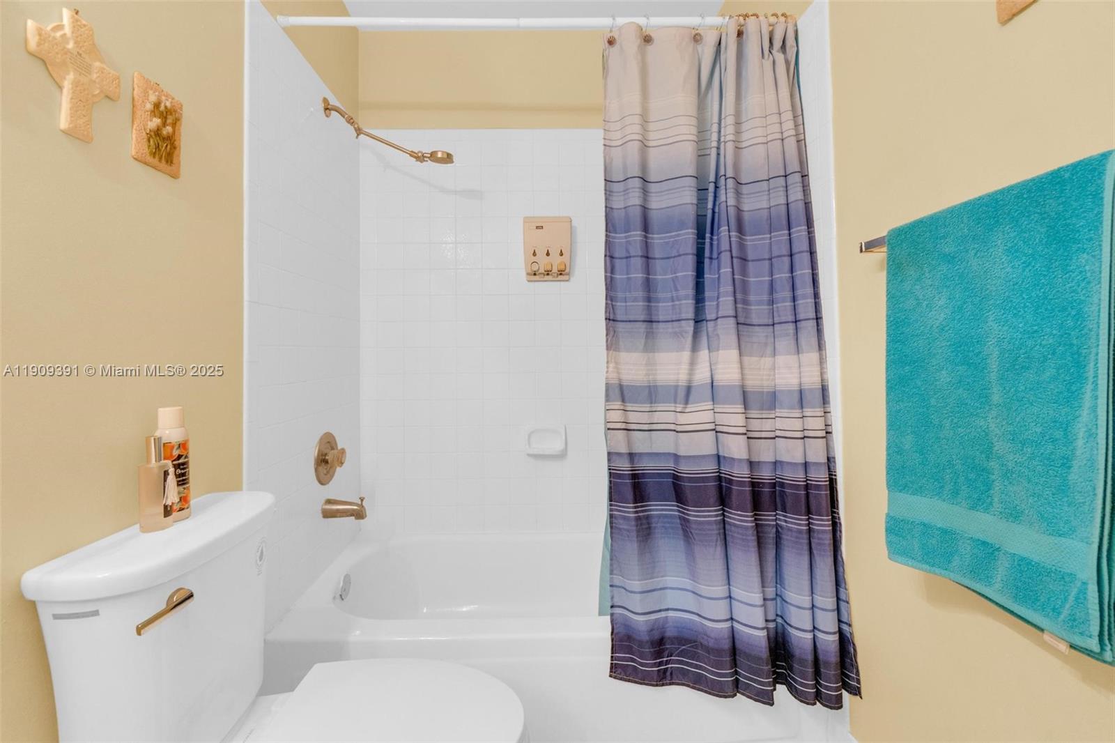 AMERITRAIL SECTION ONE - Residential