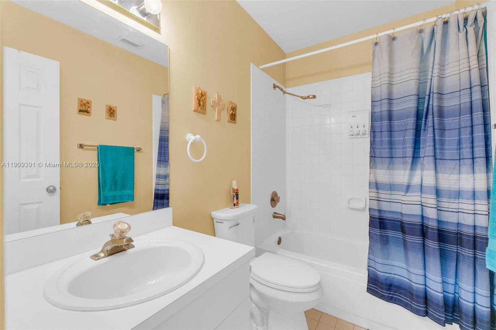 AMERITRAIL SECTION ONE - Residential