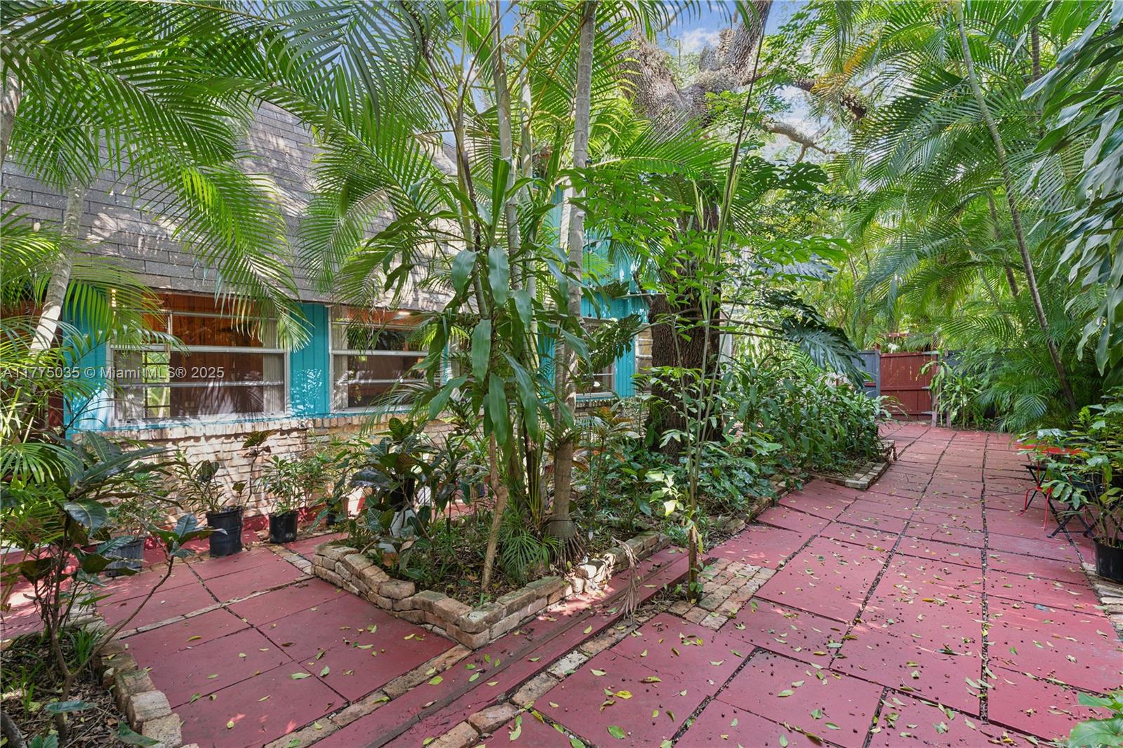 SUNSHINE VISTAS - Residential