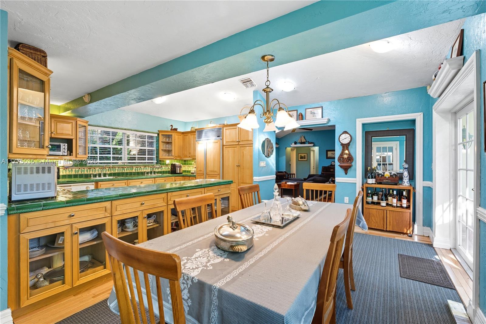 SUNSHINE VISTAS - Residential