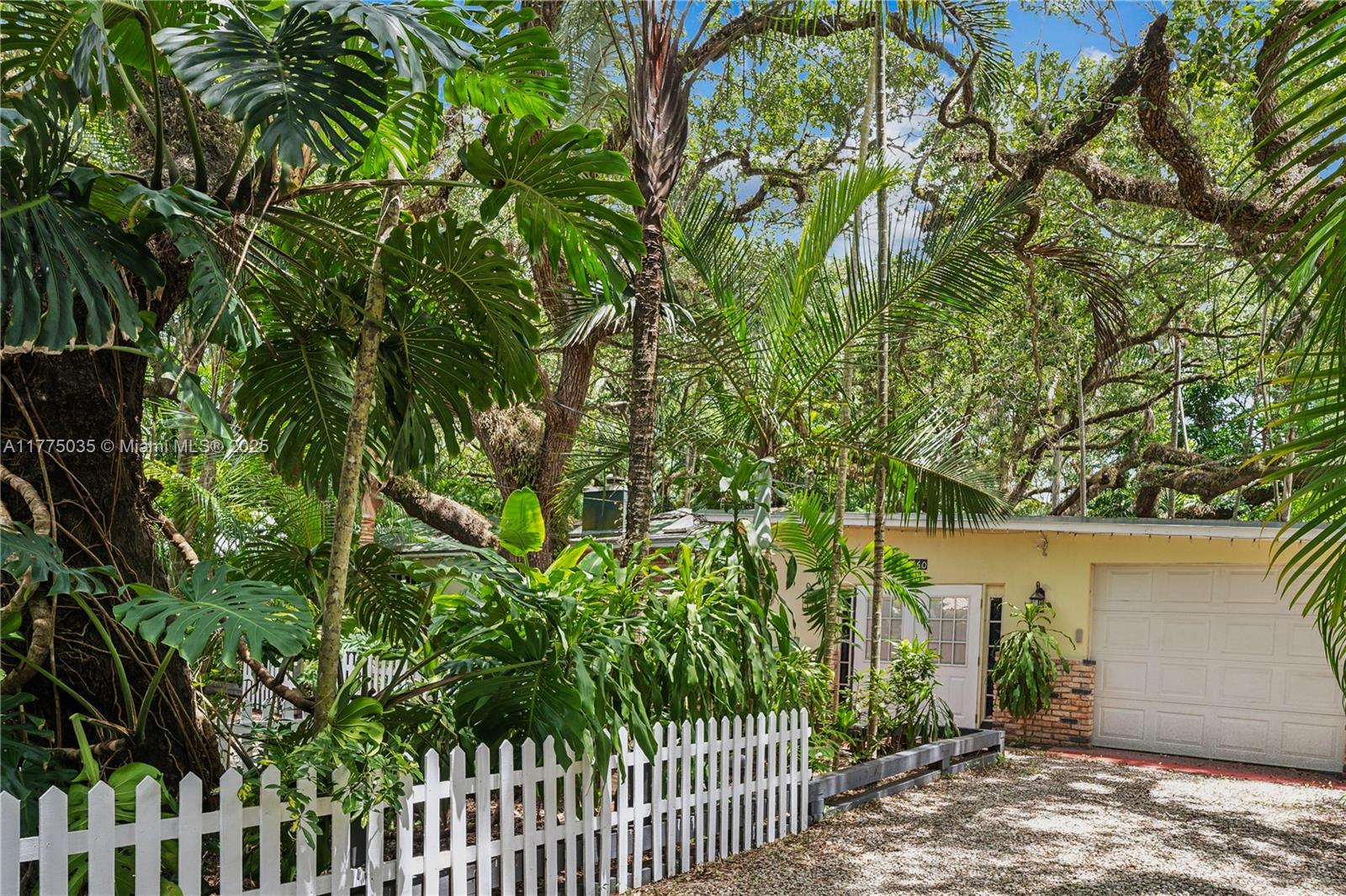 SUNSHINE VISTAS - Residential