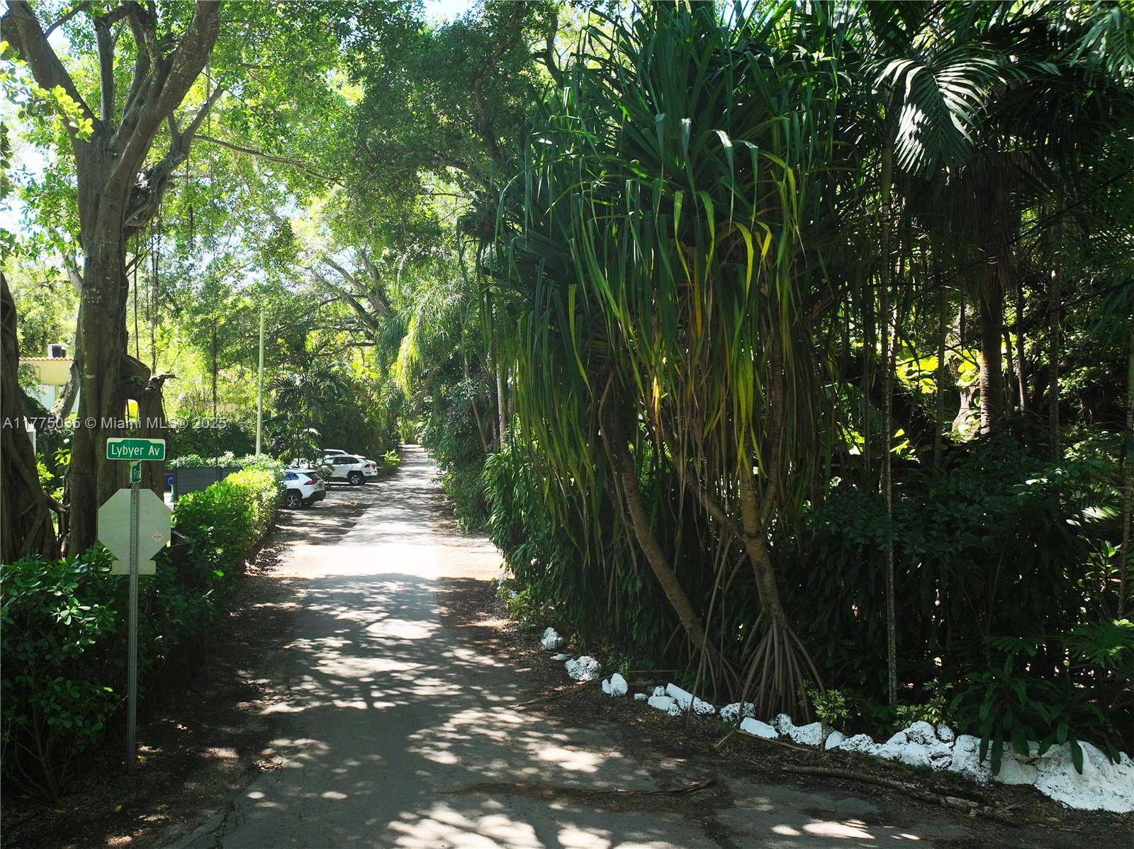 SUNSHINE VISTAS - Residential