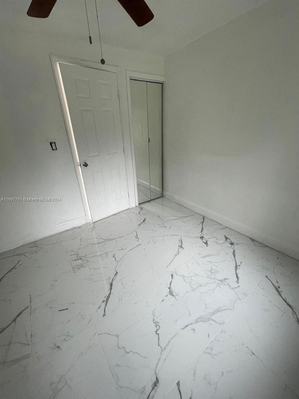 Photo of Hollywood, FL 33020 (MLS # A11667761)