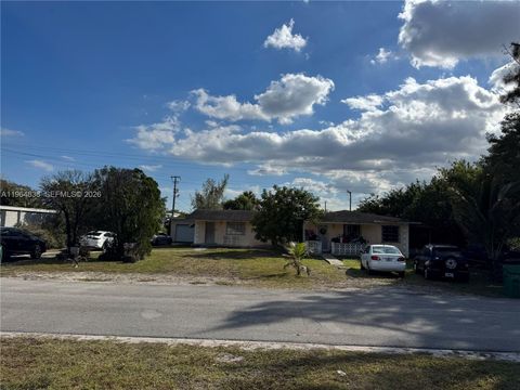 36 NW 151st St Miami FL 33169