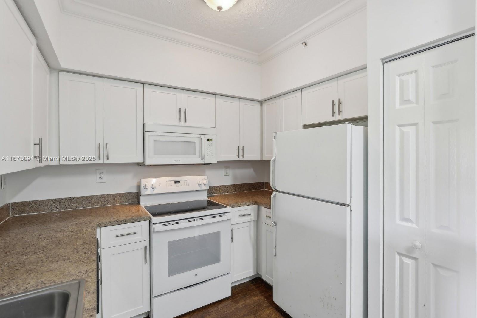 MARQUESA CONDO - Residential