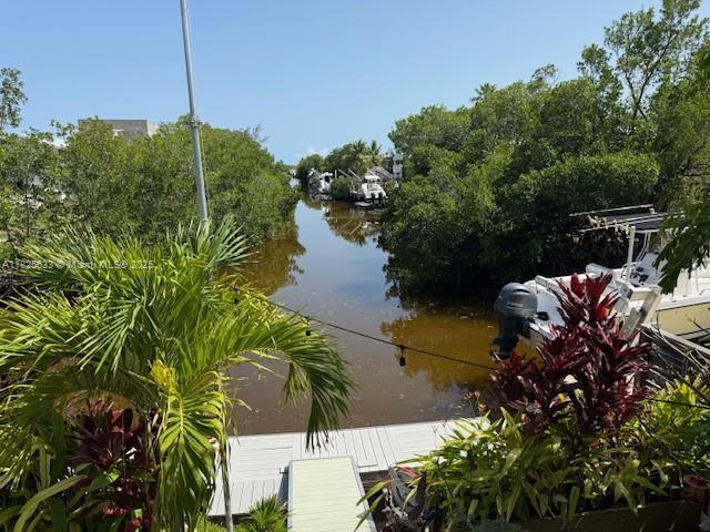 380 Mahogany Dr