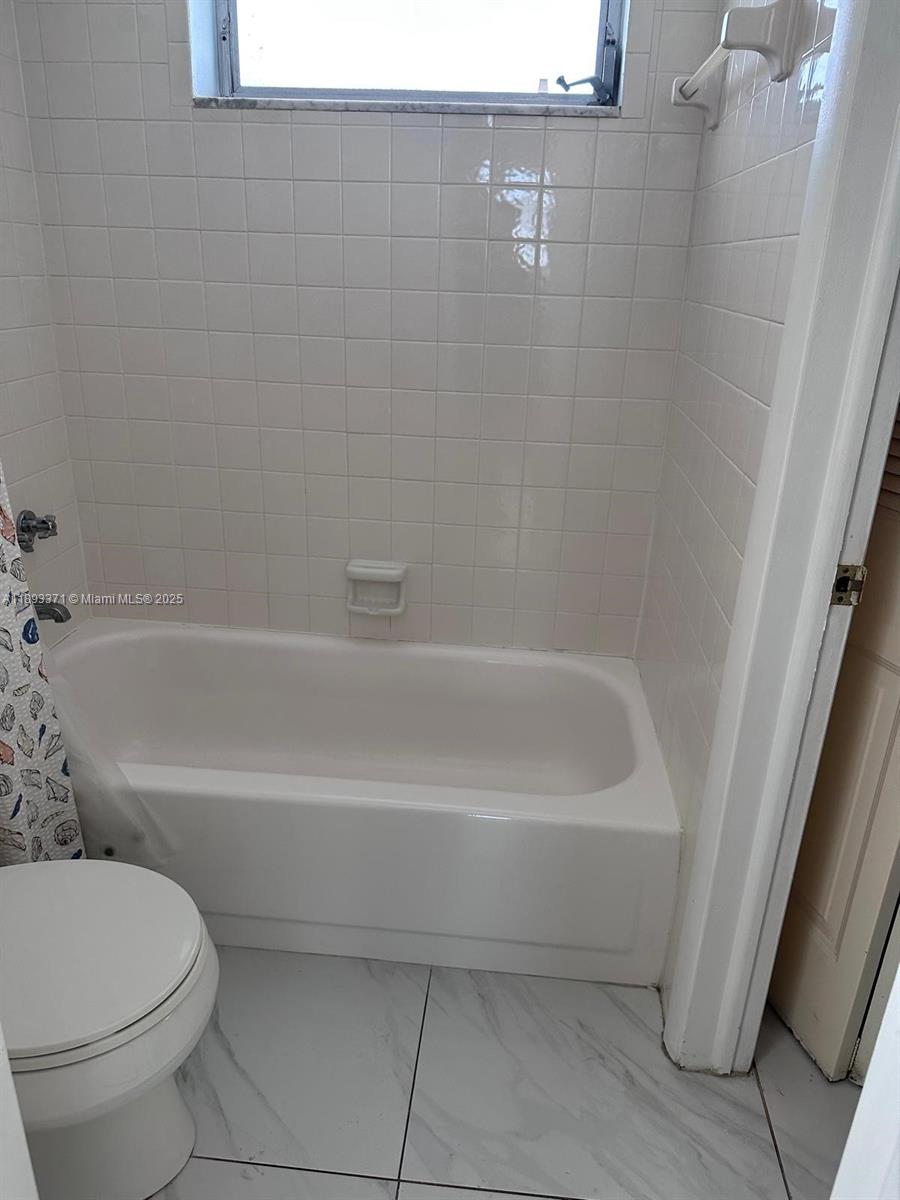 BERMUDA CLUB SIX CONDO - Residential Lease