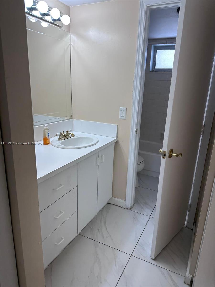 BERMUDA CLUB SIX CONDO - Residential Lease