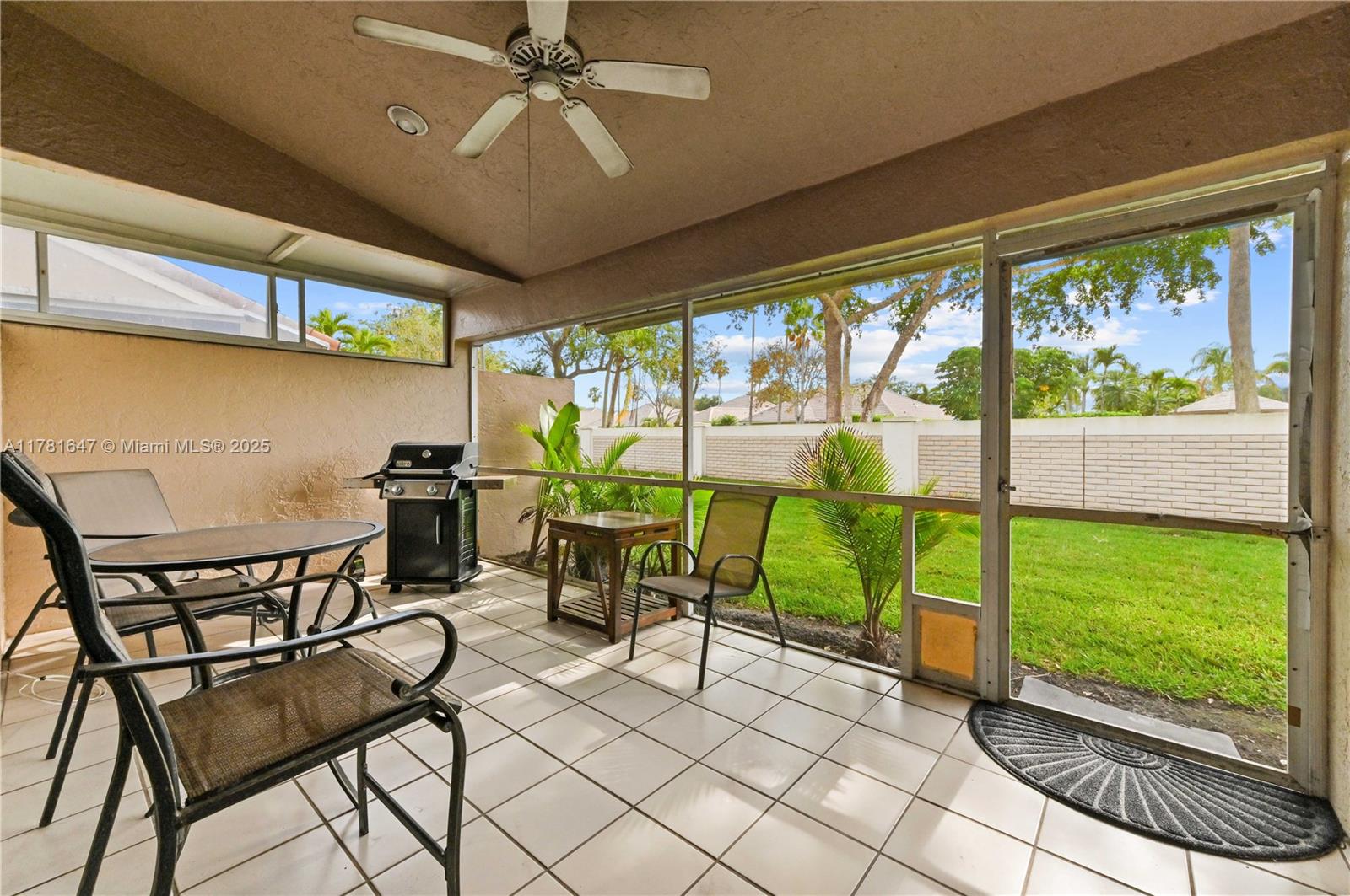 PGA RESORT COMMUNITY OF H - Residential Lease
