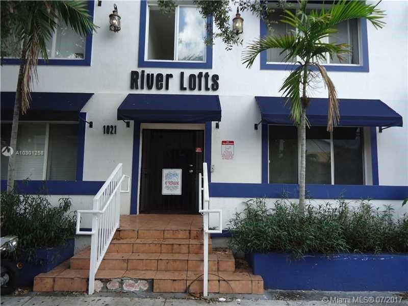Renovated sunny 3rd flr 1Br in West Brickell/Little Havana in charming art deco building, newly painted, in-unit laundry, all new appliances stainless steel, Huge closet, 3rd flr terracotta tiled common area terrace. 10 min. walk/bicycle to downtown.