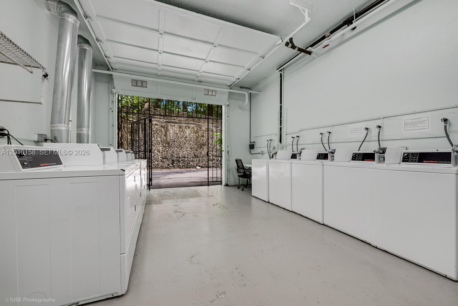 HARBOUR HILL CLUB CONDO - Residential Lease